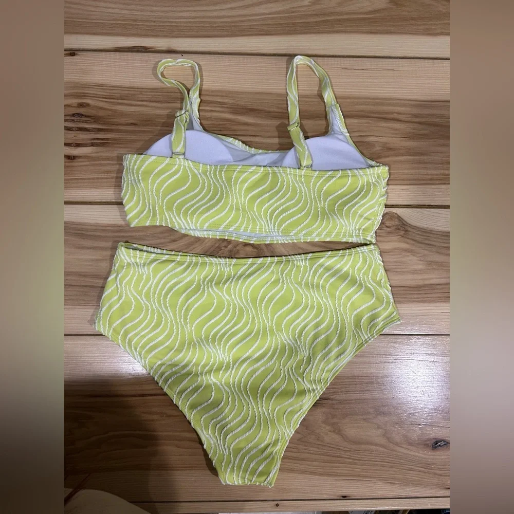Yellow and White Swirl Bikini Set - Picture 2 of 2